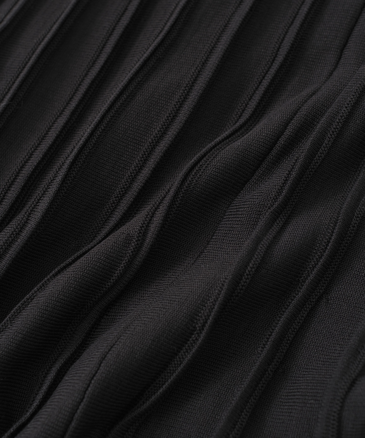 Tack  Flare Knit