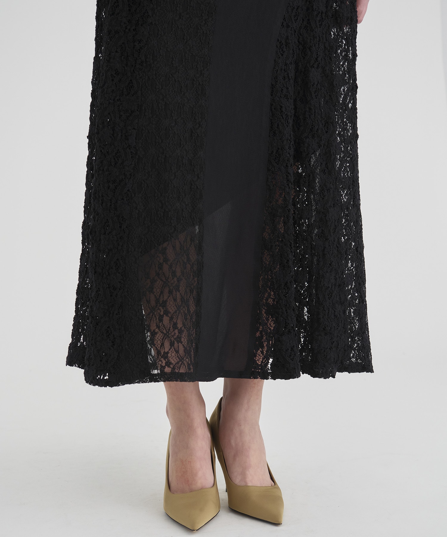 Slant Asym Lace Skirt