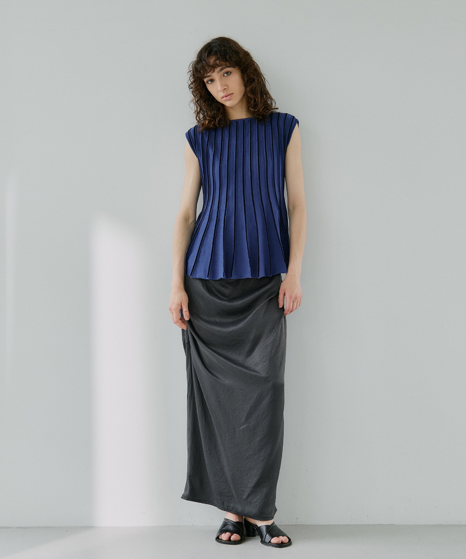 Tack  Flare Knit