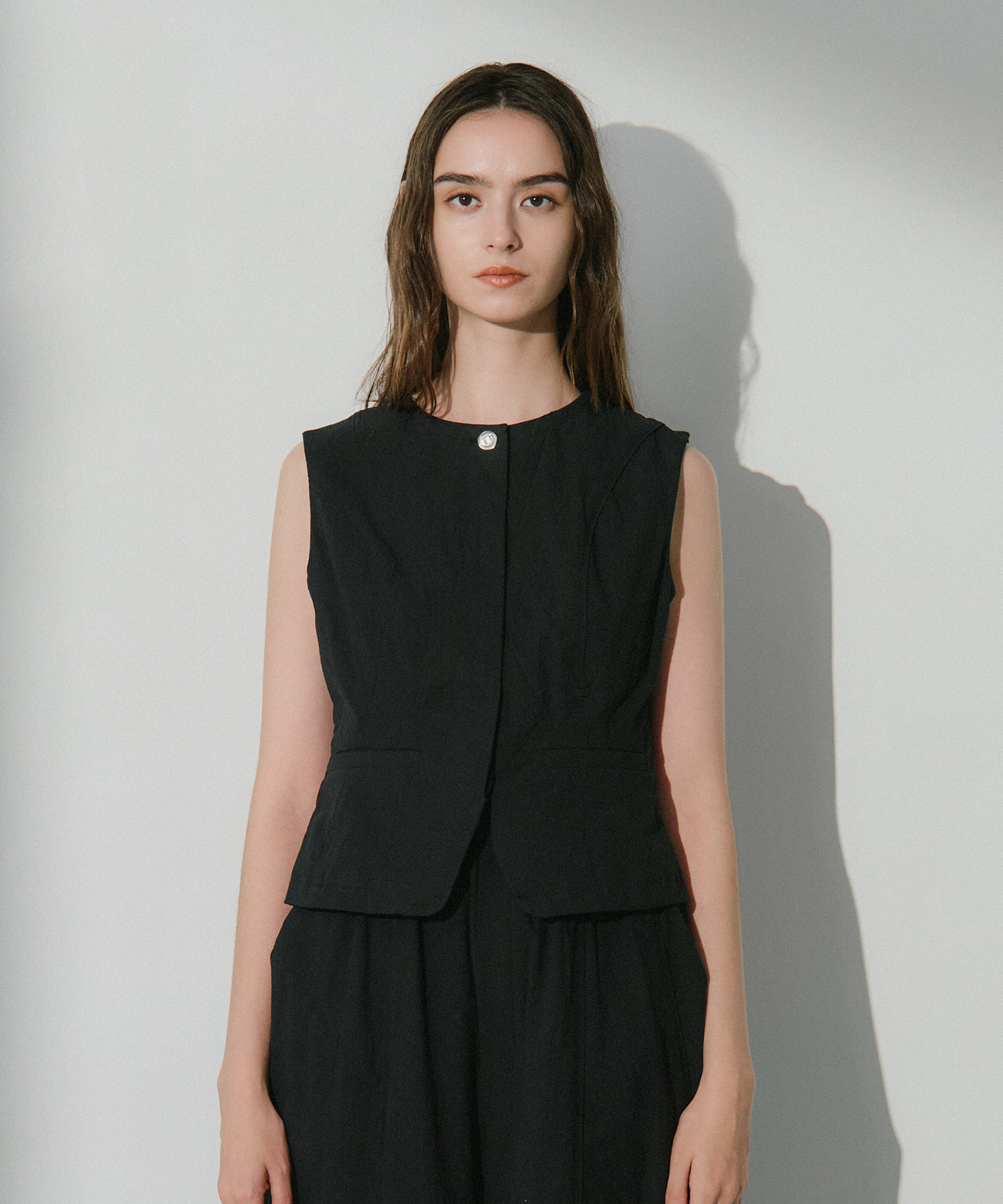 Arch Cotton Vest