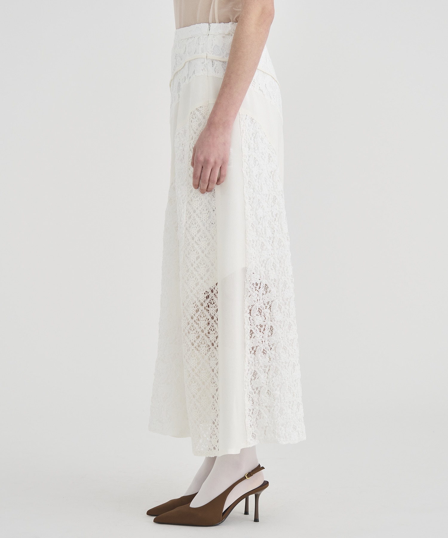 Slant Asym Lace Skirt