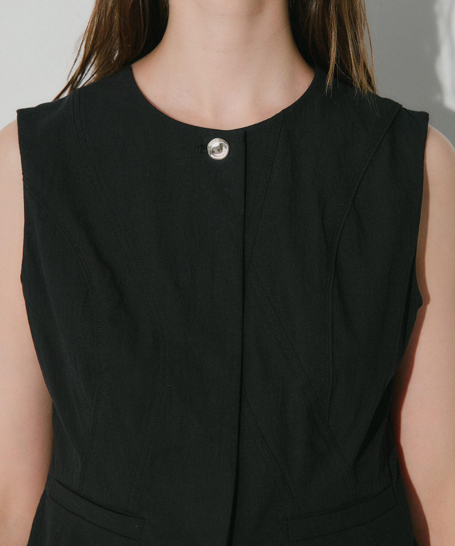 Arch Cotton Vest