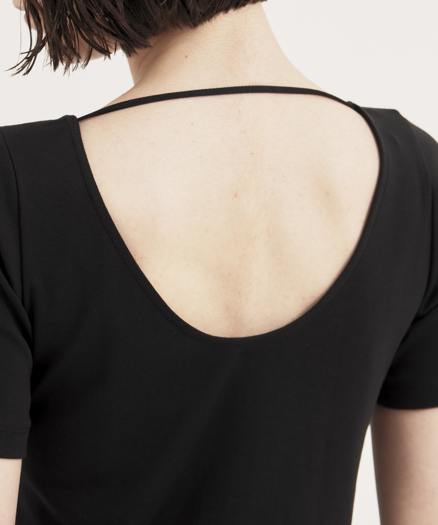 Back Curve T-Shirt