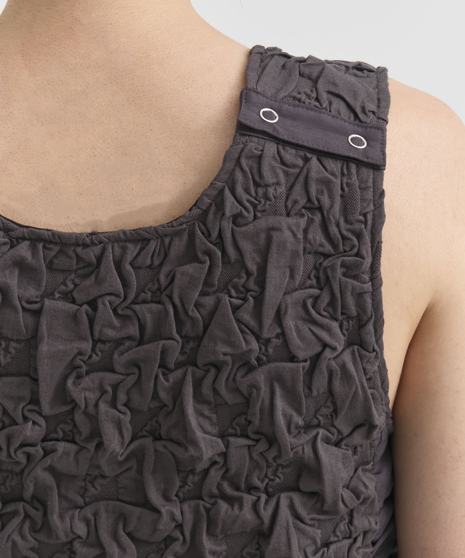 Shrink Cut Tank