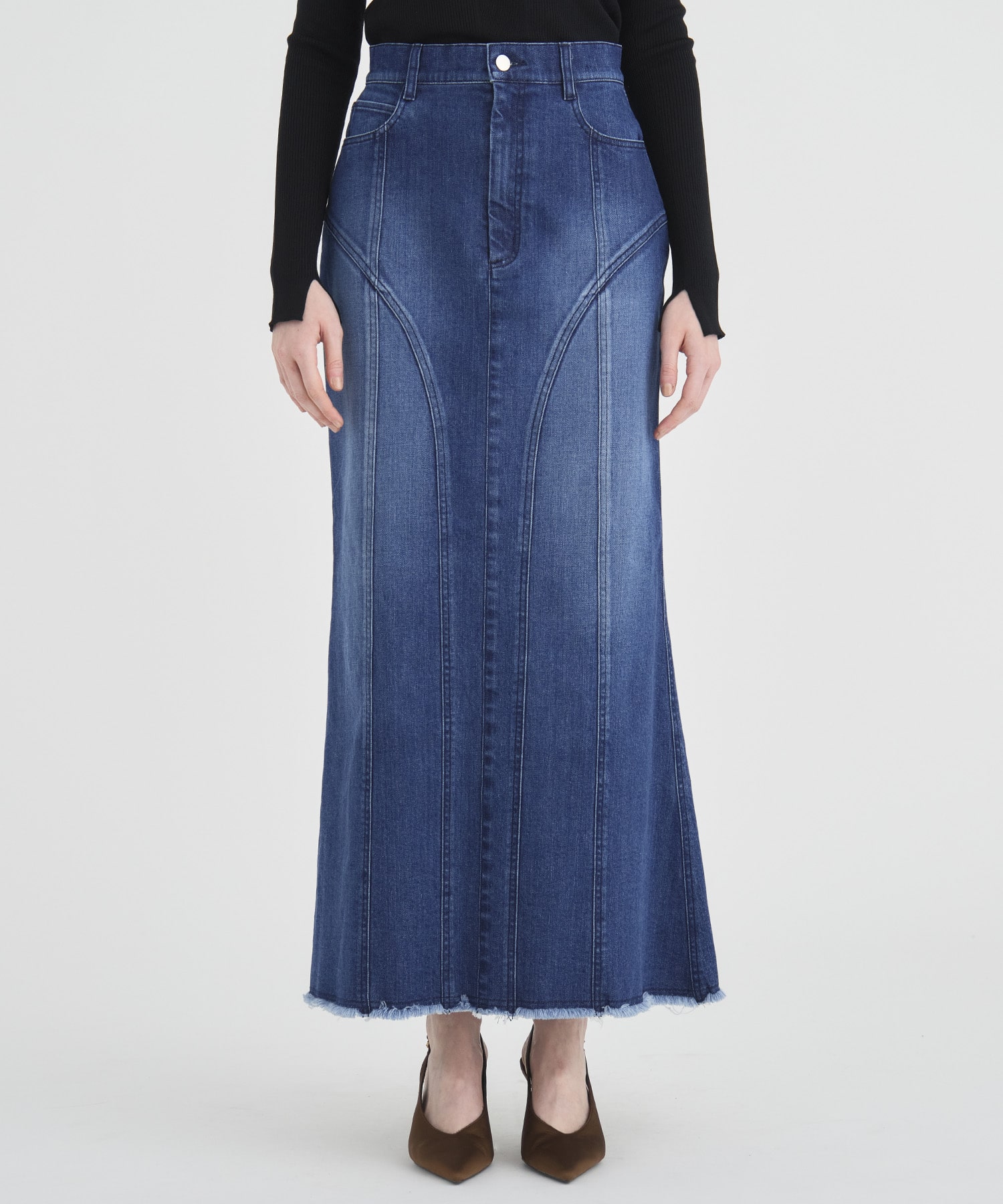 Cutting Stretch Denim Skirt