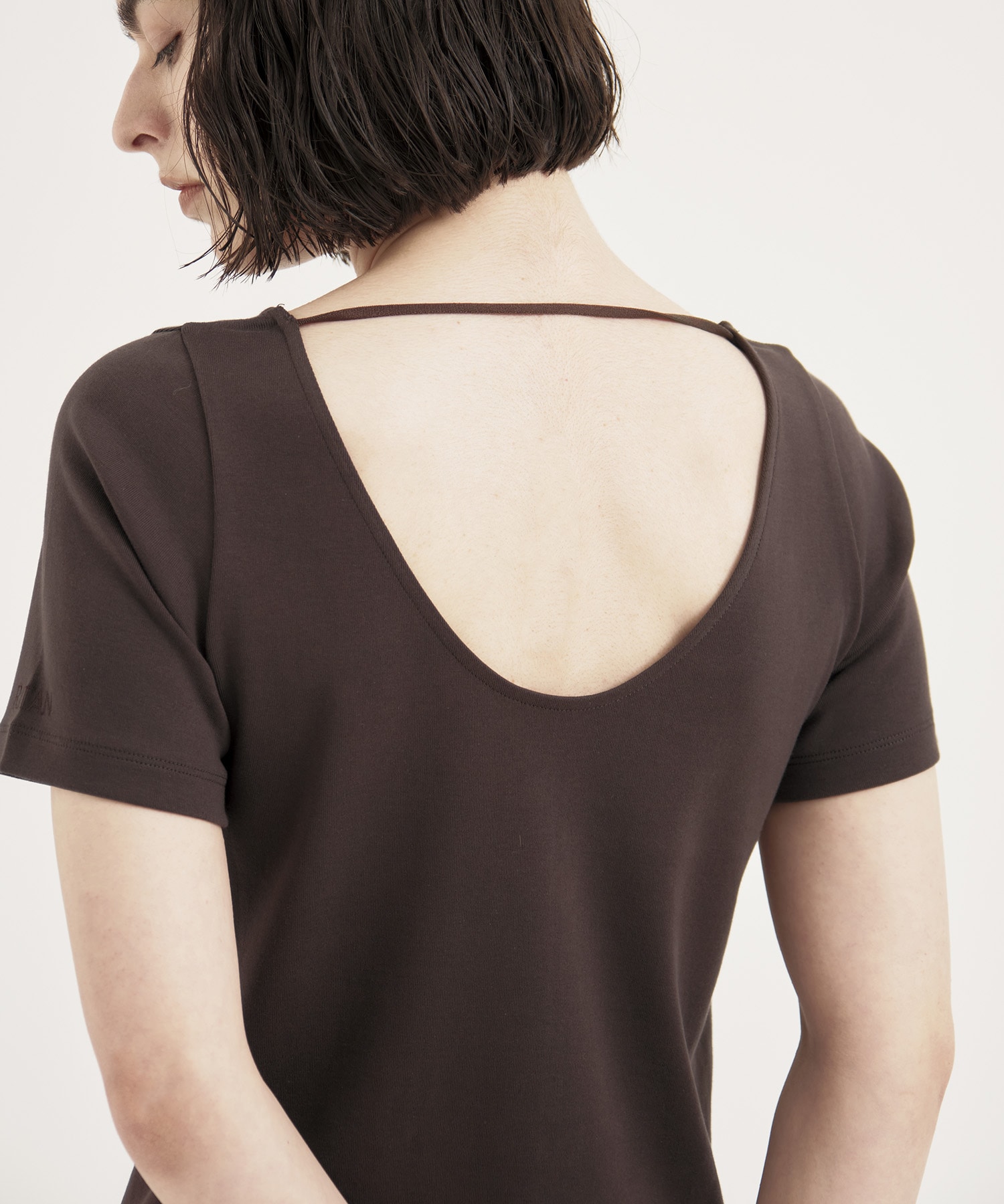 Back Curve T-Shirt