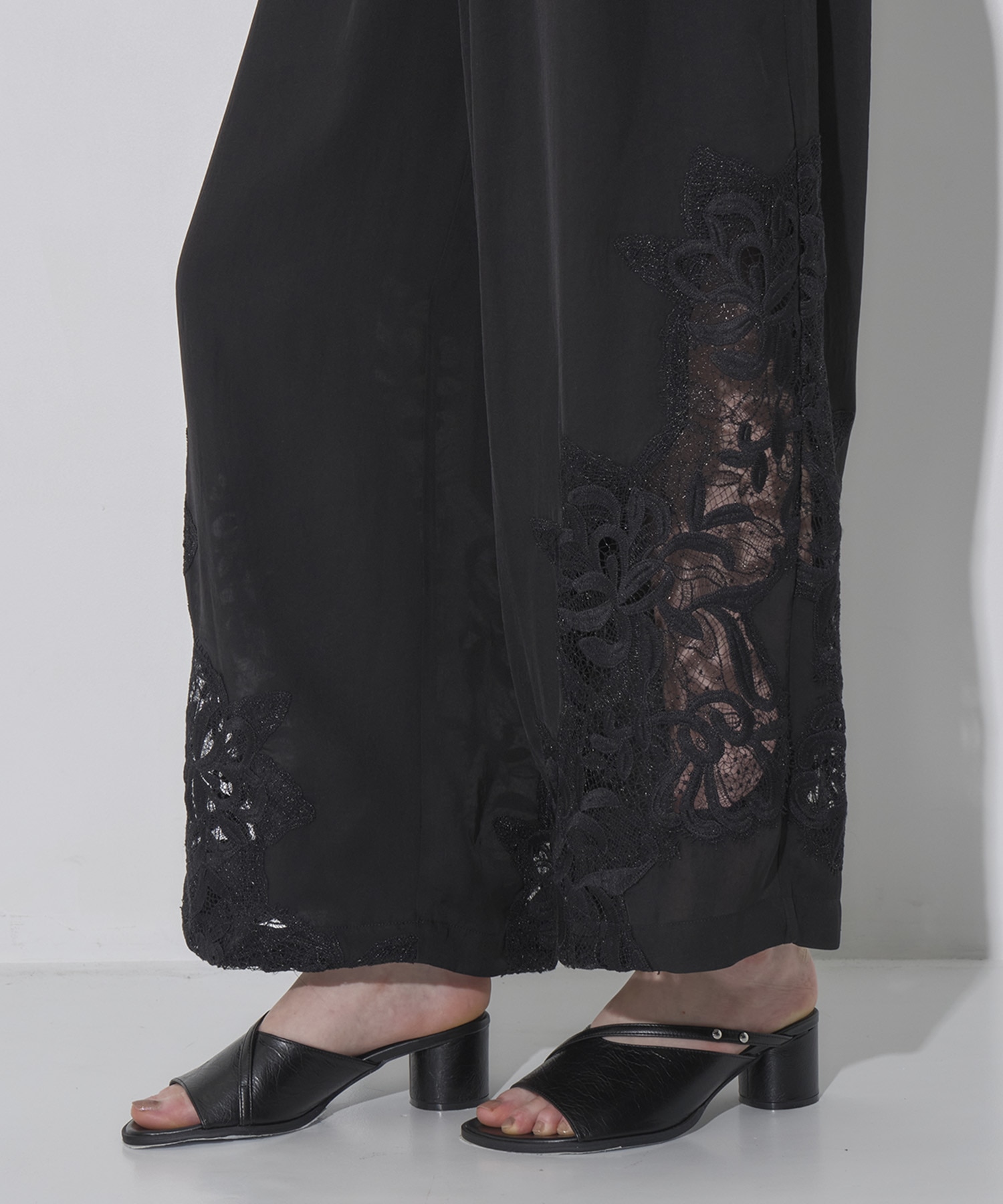 Embroidery Pants