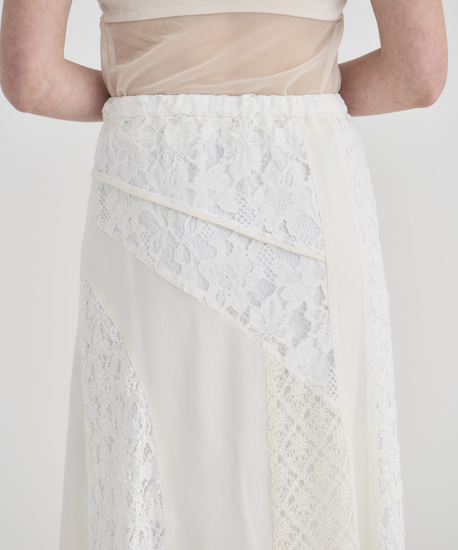 Slant Asym Lace Skirt