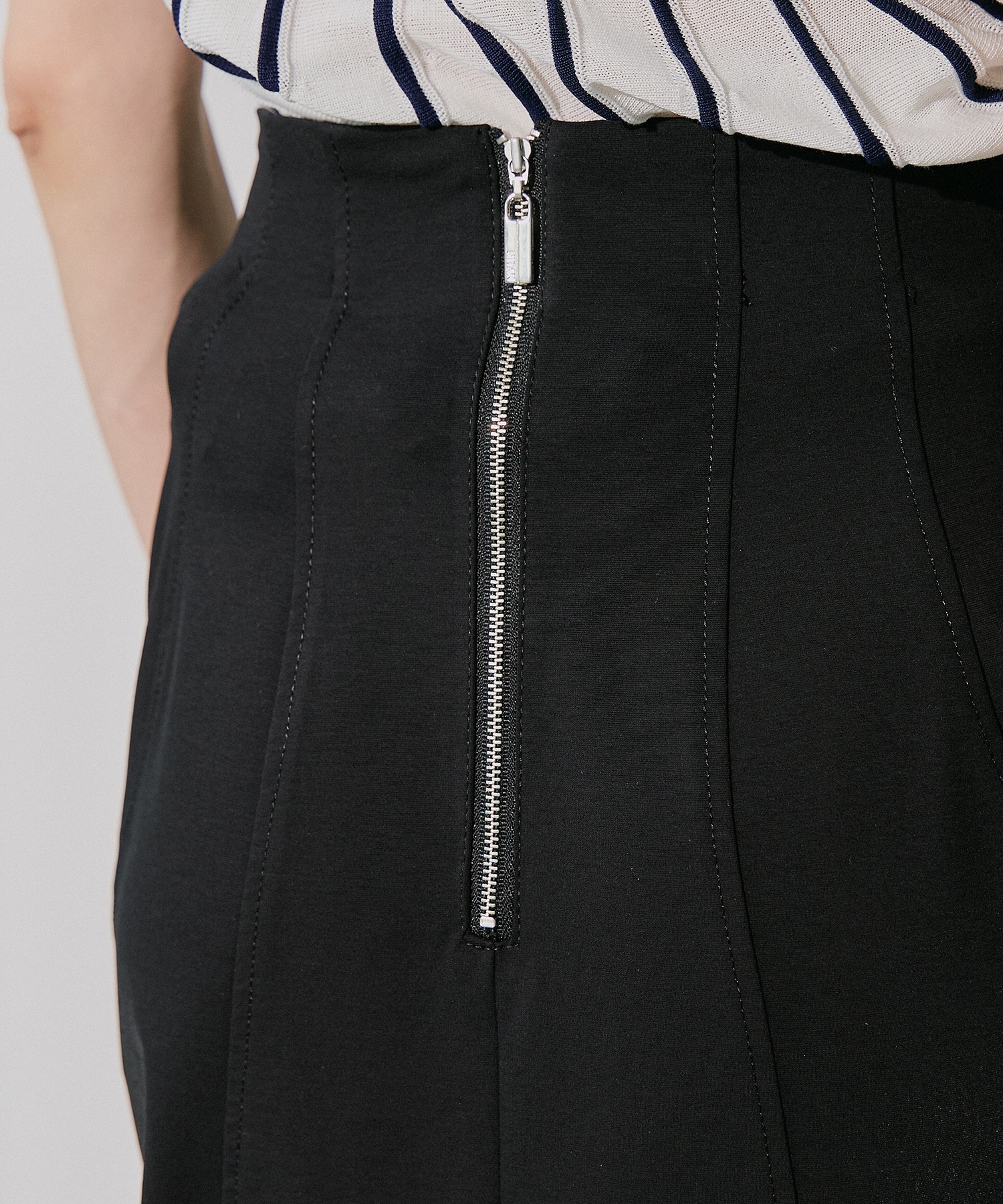 Switching Tight Skirt
