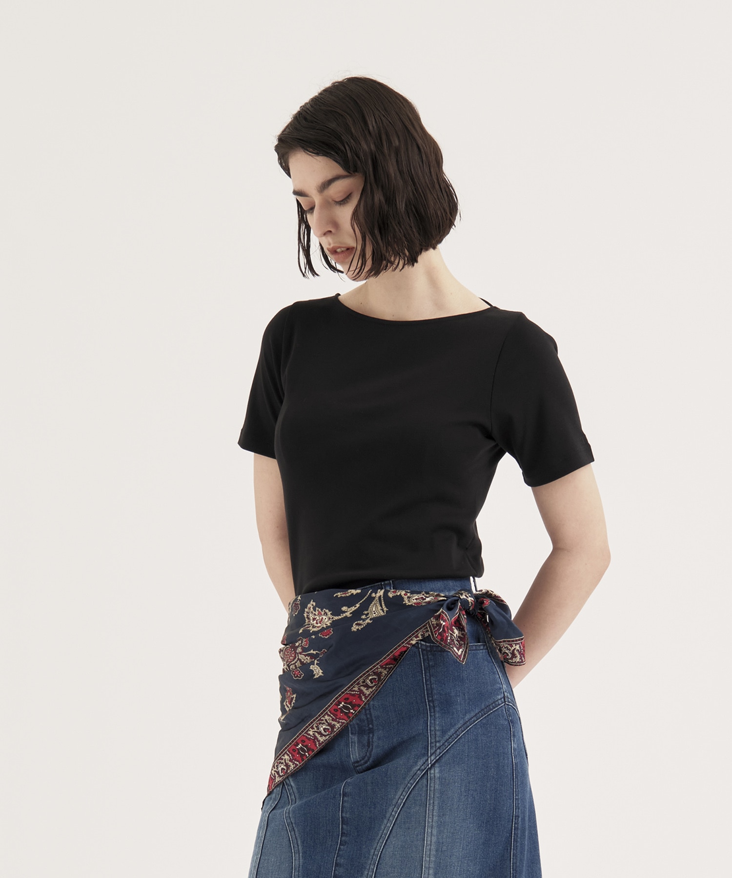 Back Curve T-Shirt